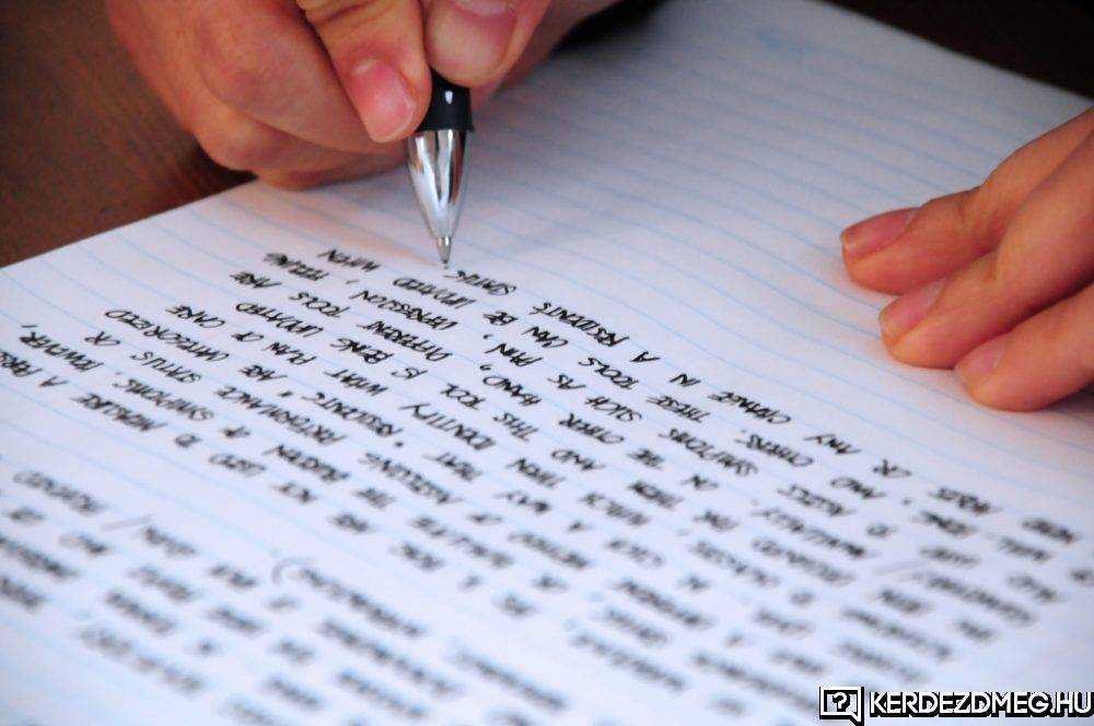 Manapság már nagyon ritka az aki kézzel ír meg egy levelet.