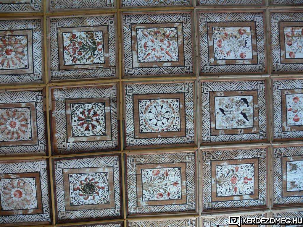 Gyönyörű ez a régi templombelső.