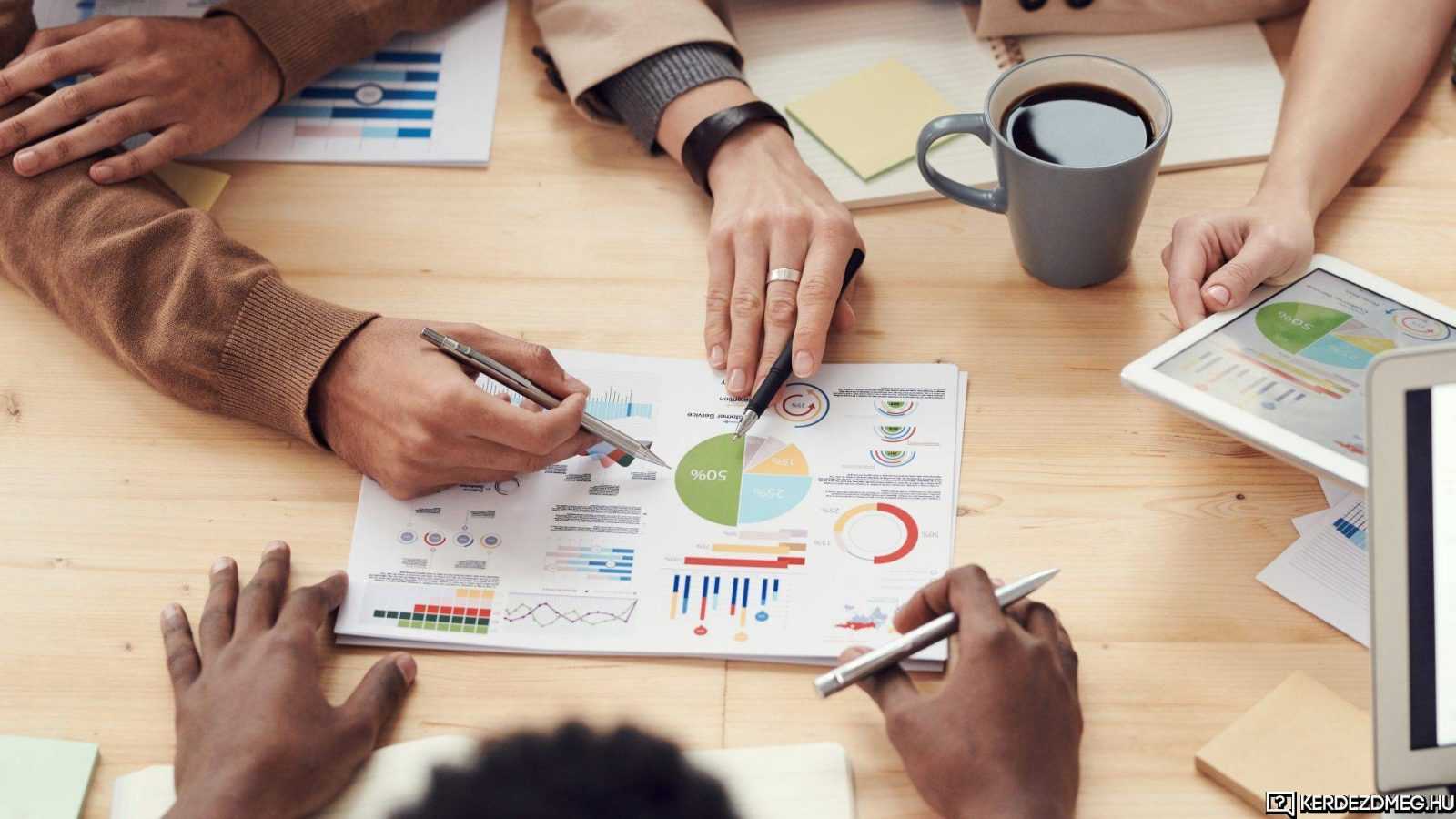 RE: Ezen kívül vagy ezenkívül? Hogyan írjuk helyesen?